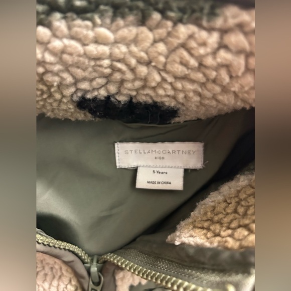 Stella McCartney Kids Camo Teddy Fleece size 5 years - Picture 3 of 10